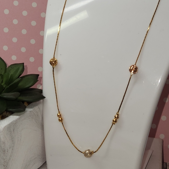 #2314 10K GOLD BEADS NECKLACE 3 GRAMS 17